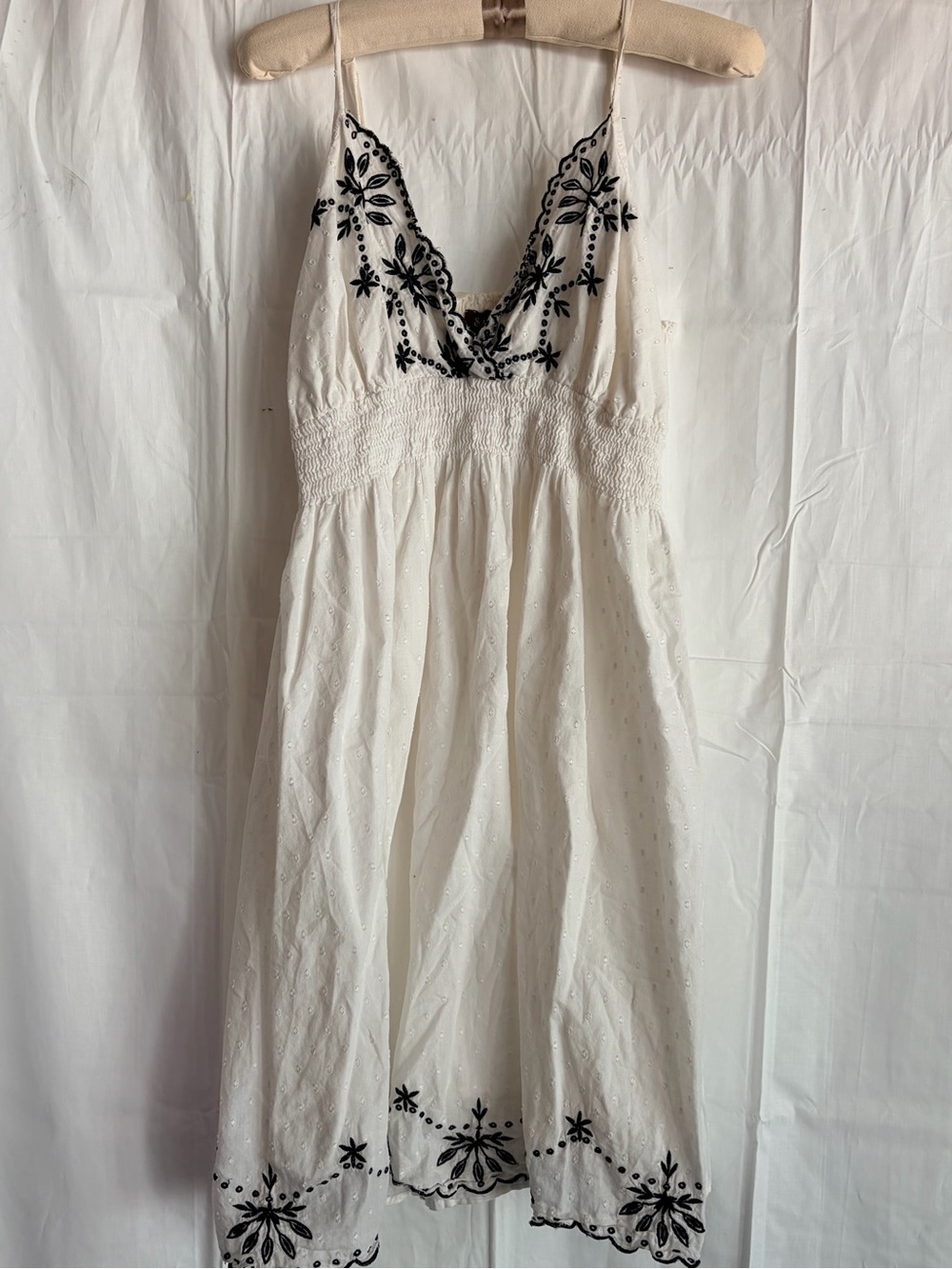 Speed Control New York White Midi Dress with Navy Embroidered Trim